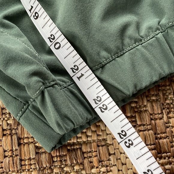 prAna Kinetic Capri Joggers - Picture 6 of 6